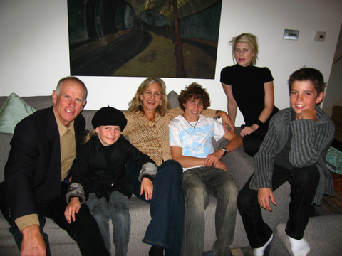 Peter with Lily-Louise, Yvonne, and George, Amelia and Alexander in London, 2008.  The family were in London to attend the Queen's Thanksgiving Service for the life of Sir Edmund Hillary at St George's Chapel, Windsor Castle.